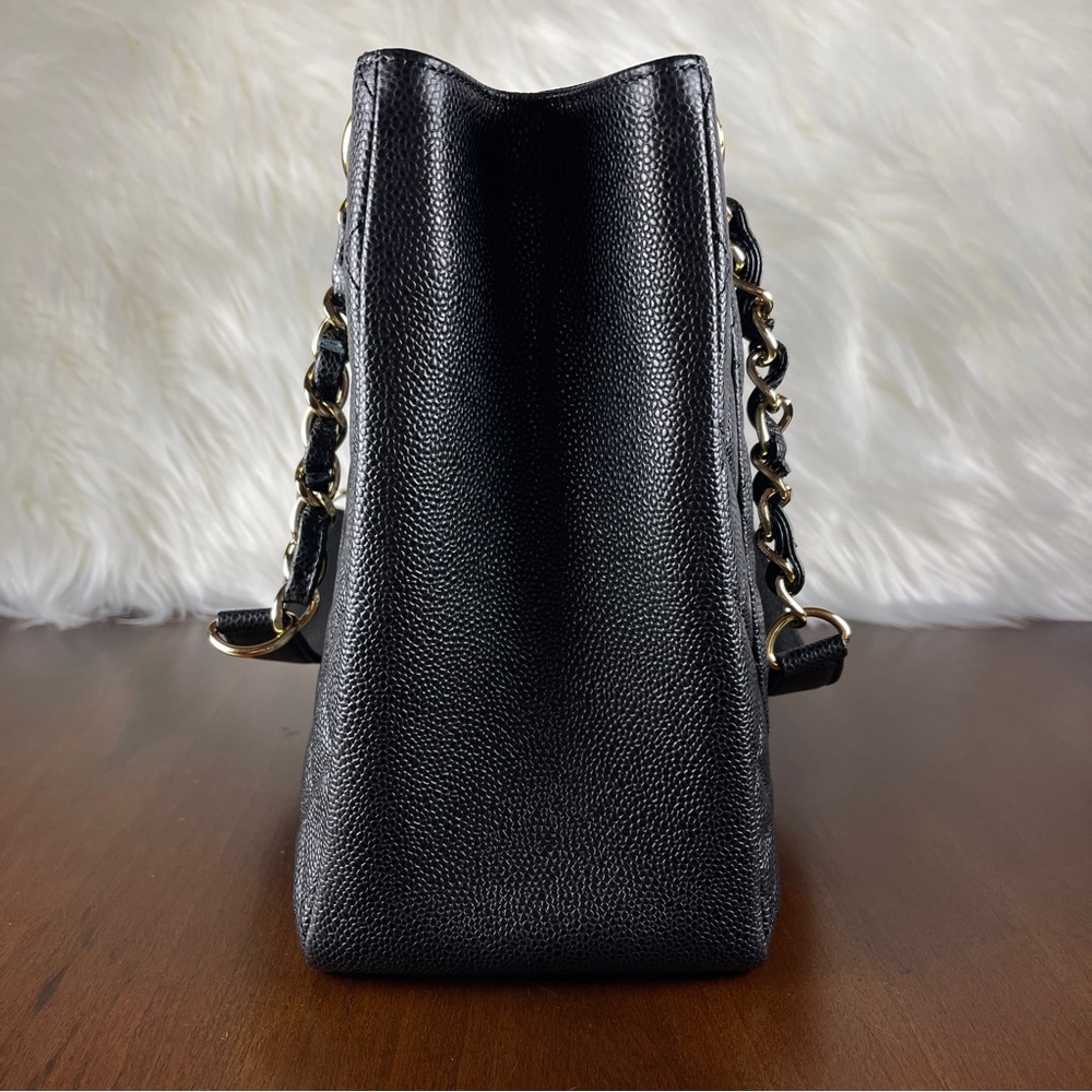 Chanel Black Caviar Grand Shopping Tote - Picture 3 of 16